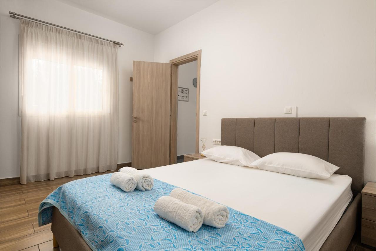 Theros Luxury Apartment Archangelos  Luaran gambar